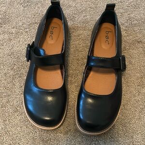 Sz 8.5 B.O.C Mary Jane shoes